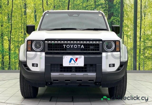Toyota Land Cruiser 250 White