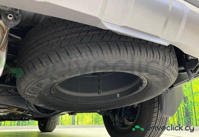 Toyota Land Cruiser 250 White
