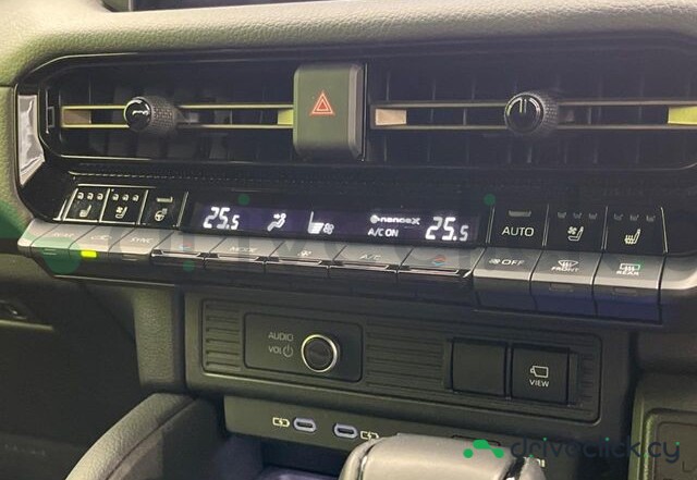 Toyota Land Cruiser 250 White