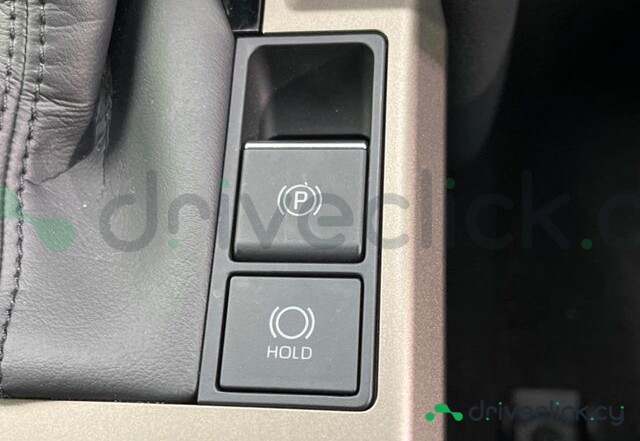 Toyota Land Cruiser 250 White