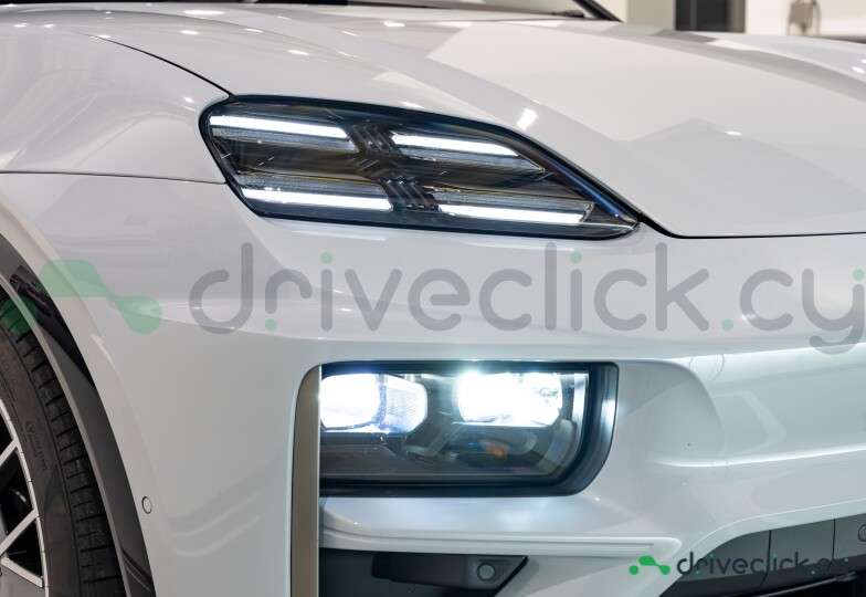 Porsche Macan Grey