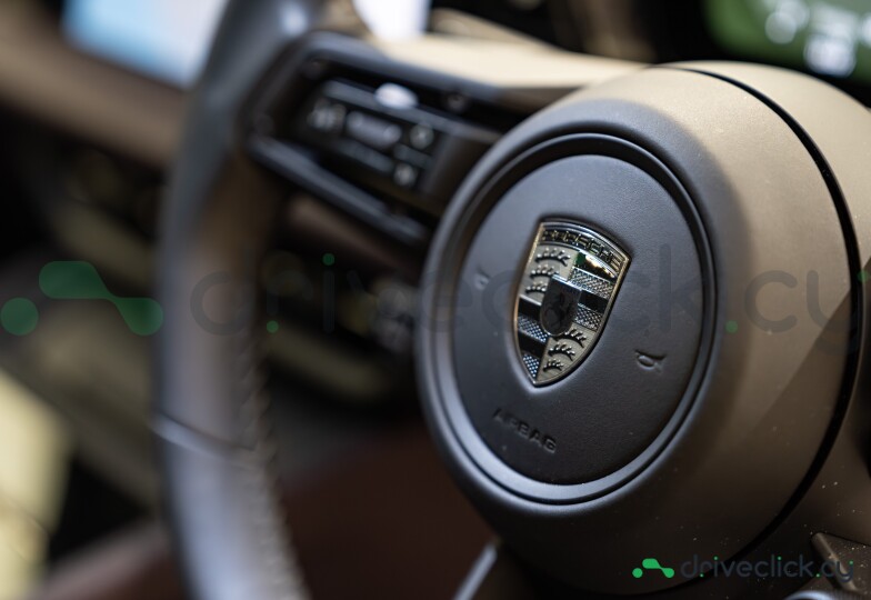 Porsche Macan Grey