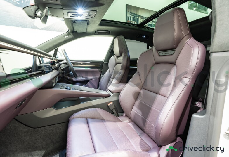 Porsche Macan Grey