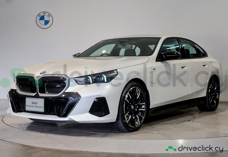 BMW i5 White