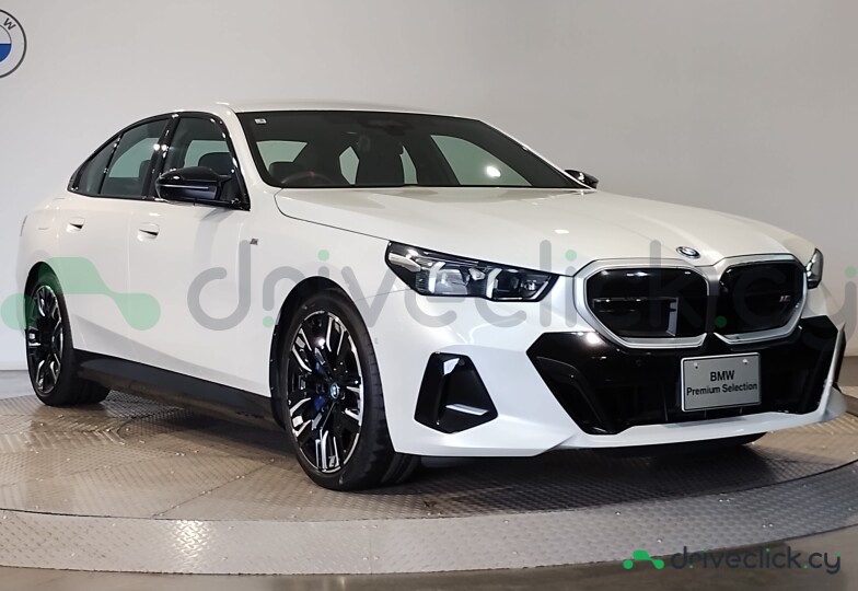 BMW i5 White