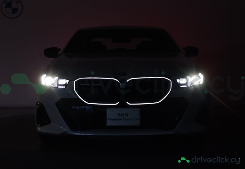 BMW i5 White