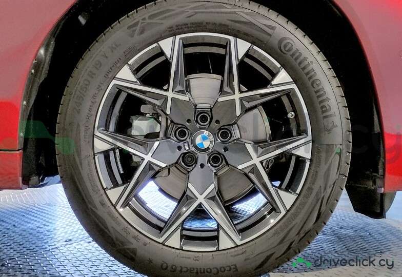 BMW X3 Red