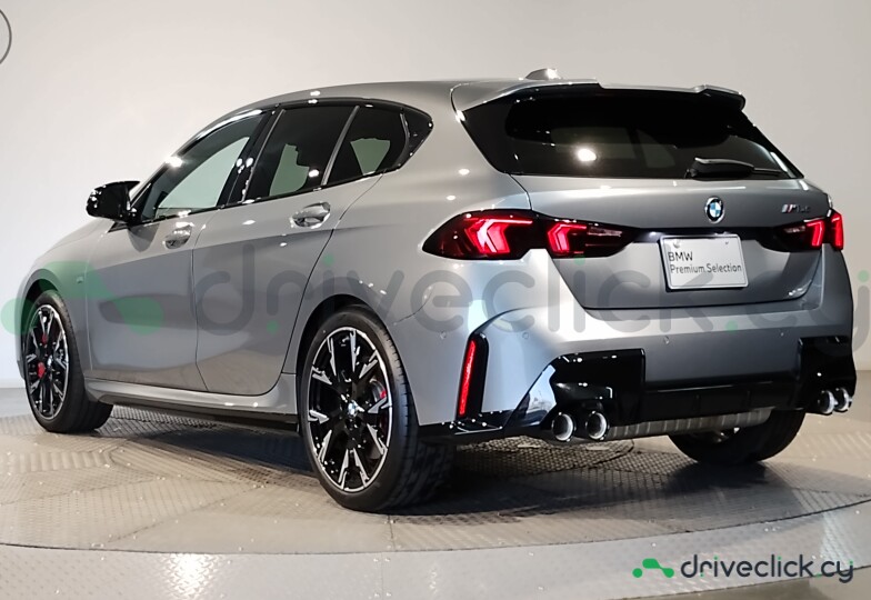 BMW 1 series Серый