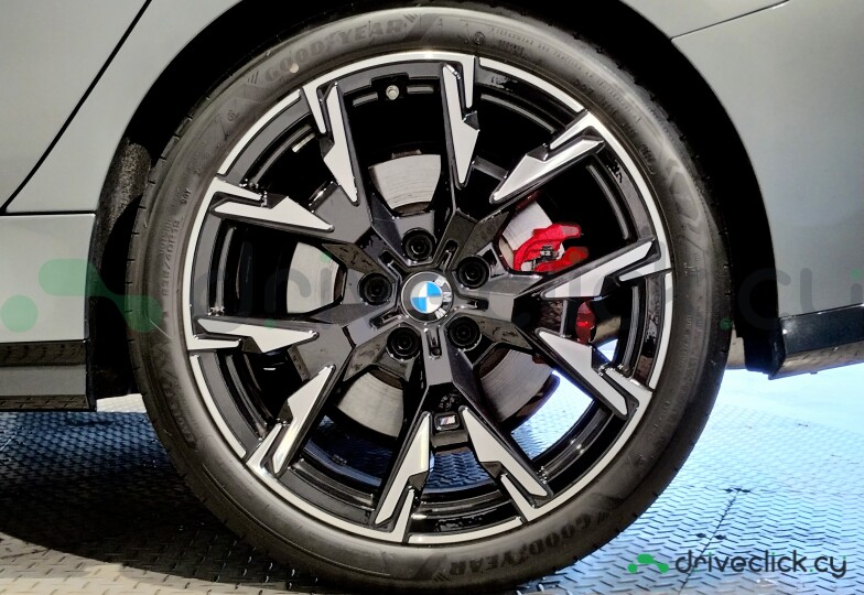 BMW 1 series Серый
