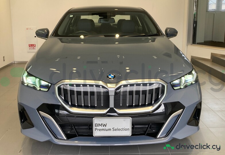 BMW 5 series Grey