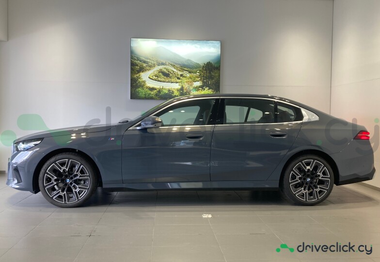 BMW 5 series Grey