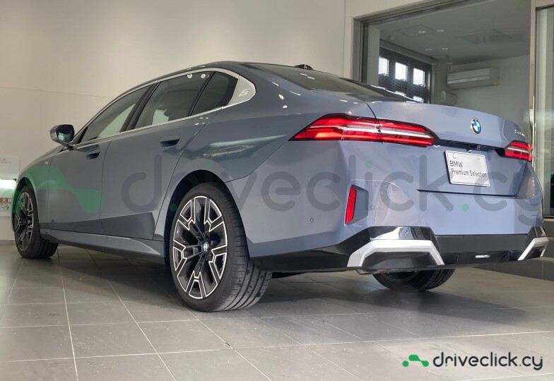 BMW 5 series Grey