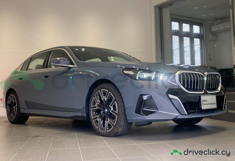 BMW 5 series Grey