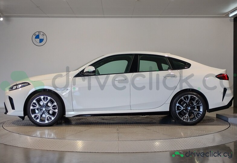 BMW 2 series Белый