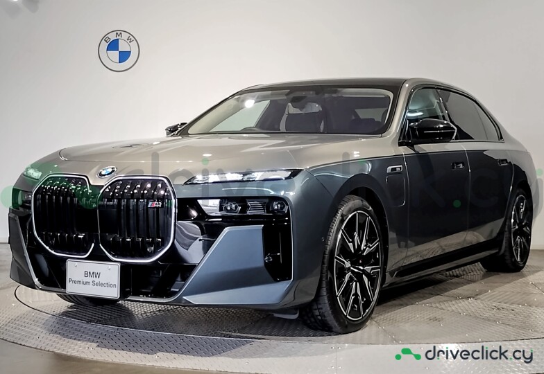 BMW i7 Серый