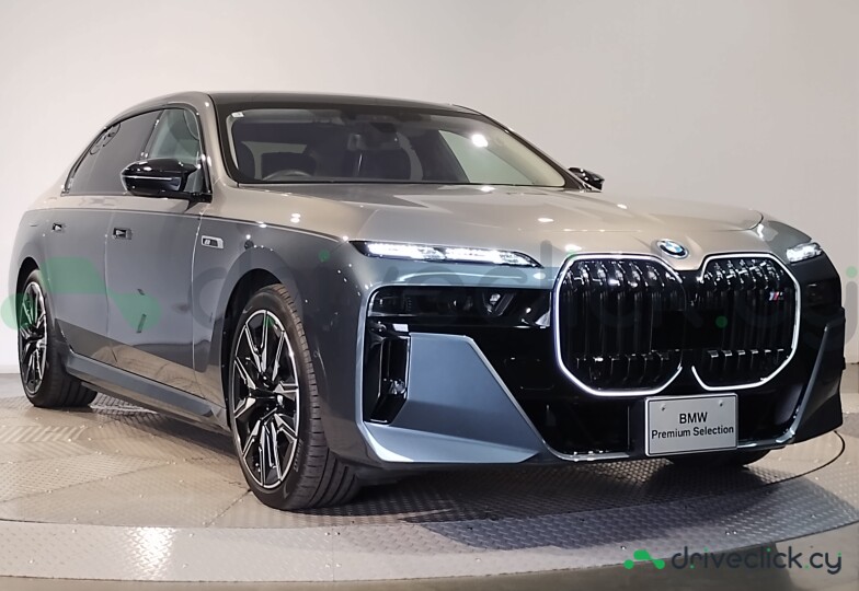 BMW i7 Серый