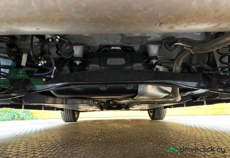 Lexus LBX Серый
