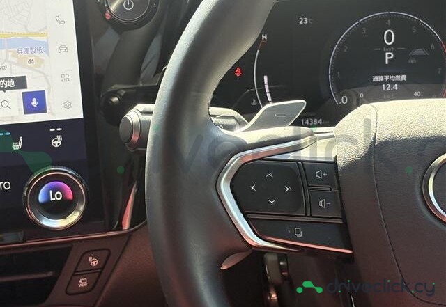Lexus NX Белый