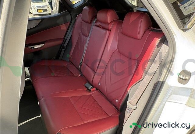 Lexus NX Белый