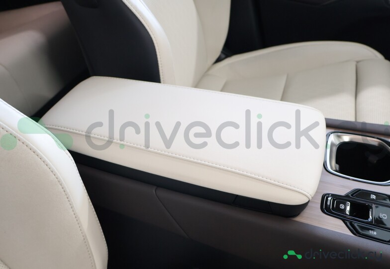 Lexus RX Белый