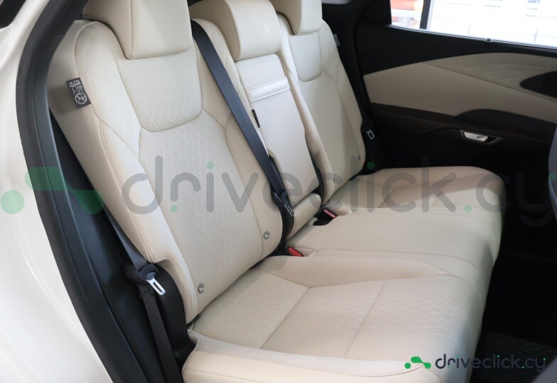 Lexus RX Белый