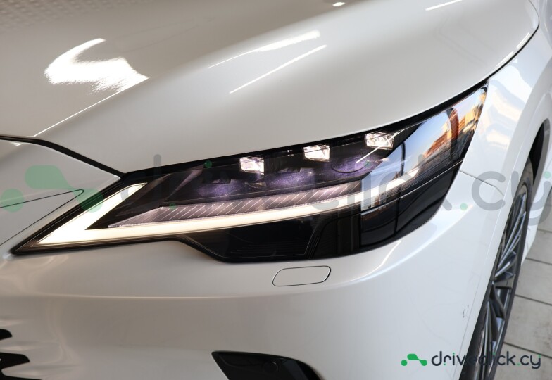 Lexus RX Белый
