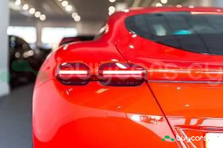 Ferrari Roma Красный