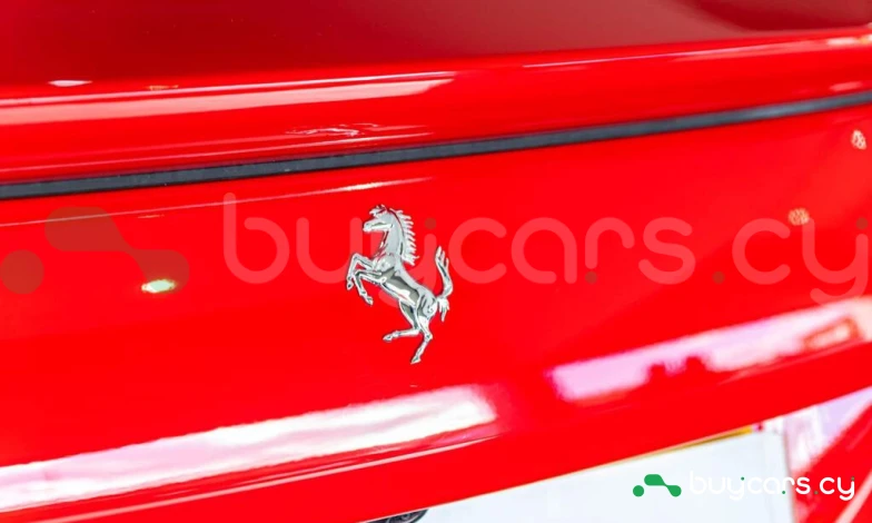 Ferrari Roma Красный