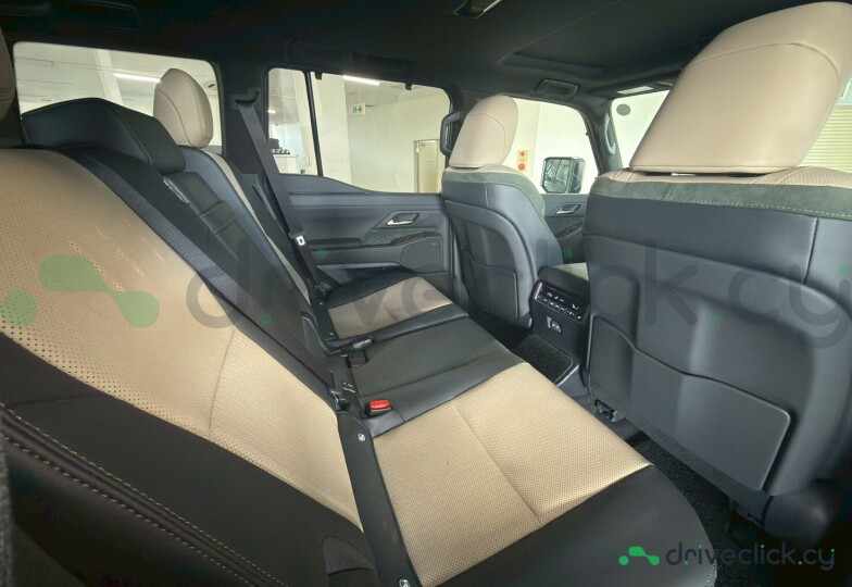 Lexus GX Зеленый