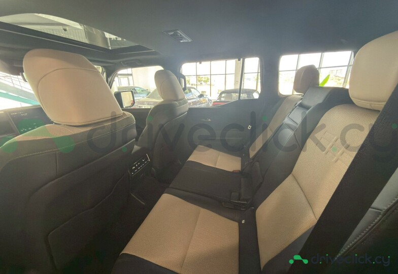 Lexus GX Зеленый