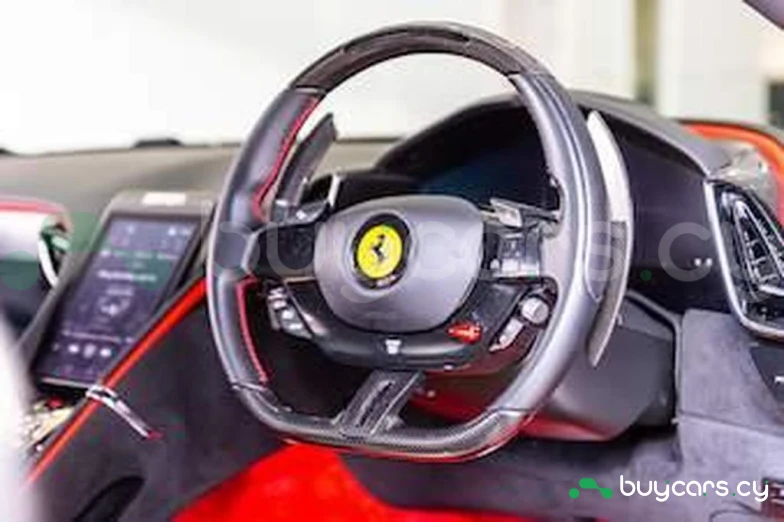 Ferrari Roma Красный