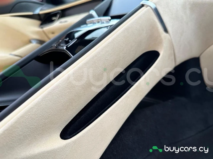 Ferrari Roma Красный