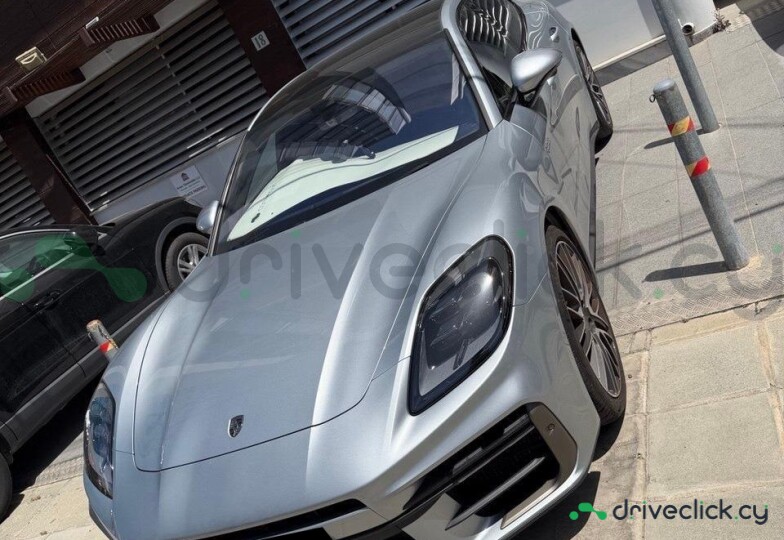 Porsche Panamera Серый