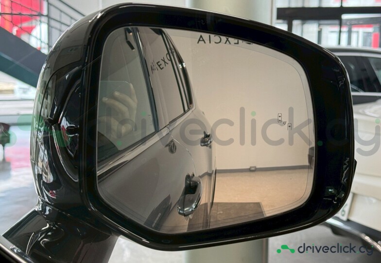 Lexus LX Серый