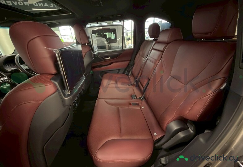 Lexus LX Серый