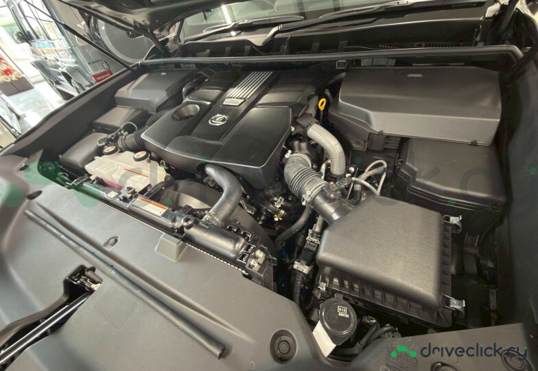 Lexus LX Серый