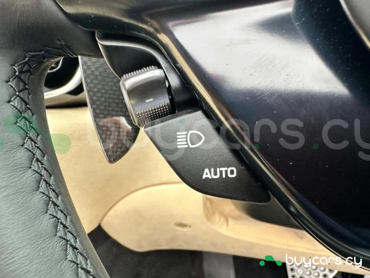 Ferrari Roma Красный