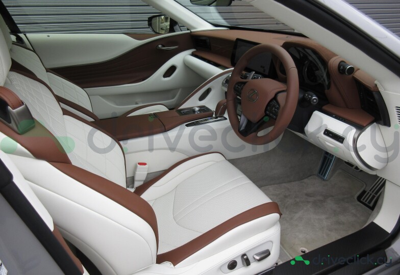 Lexus LC Серый