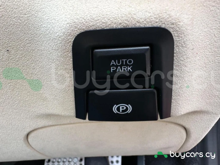 Ferrari Roma Красный