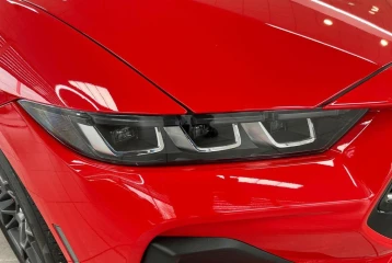 Ford Mustang GT, 2025