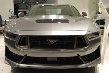 Ford Mustang Dark Horse, 2025