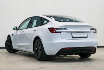 Tesla Model 3 , 2024