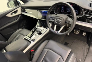 Audi Q7 Black Style Plus, 2024