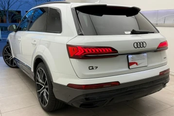 Audi Q7 Black Style Plus, 2024