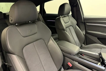 Audi Q8 e-tron 55 Quattro S Line, 2023