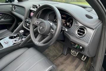 Bentley Bentayga , 2022