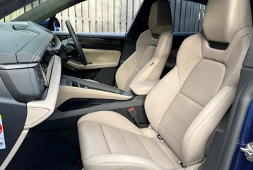 Porsche Macan Turbo, 2024