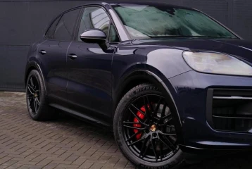 Porsche Cayenne GTS, 2025