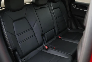 Porsche Cayenne Tiptronic S, 2025