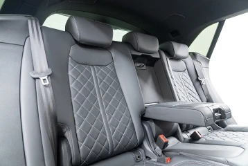 Audi Q8 55 TFSI Quattro S Line, 2022